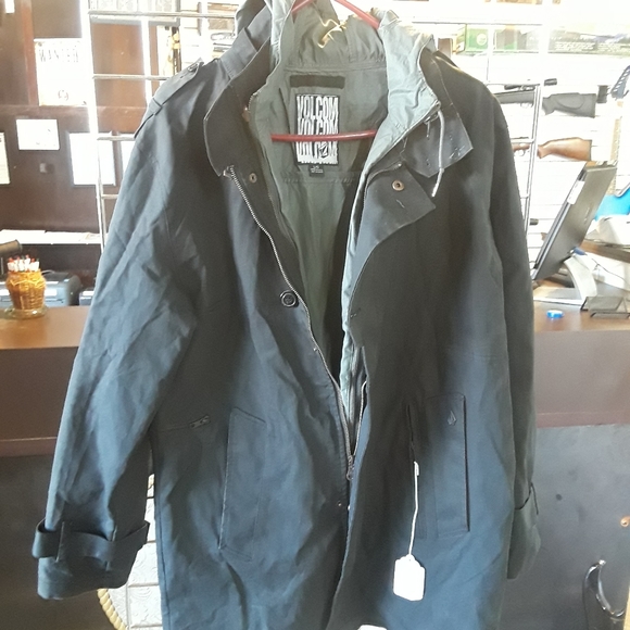 Jacket - Picture 2 of 5